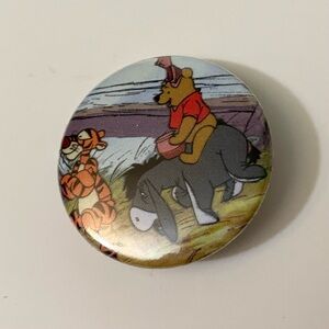Disney Classic Winnie the Pooh Tigger & Eeyore Button Pin